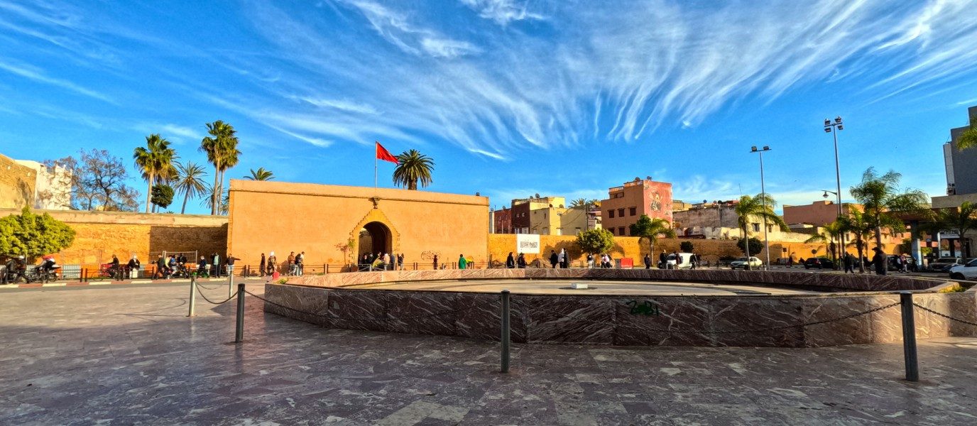 Porte et remparts de la kasbah de Mohammedia